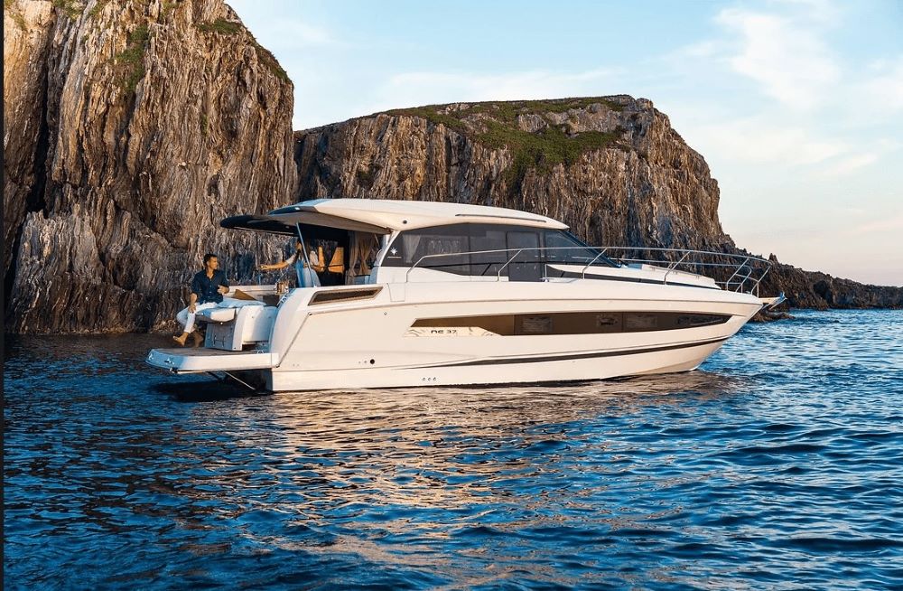 Jeanneau NC37 at BHG Lymington