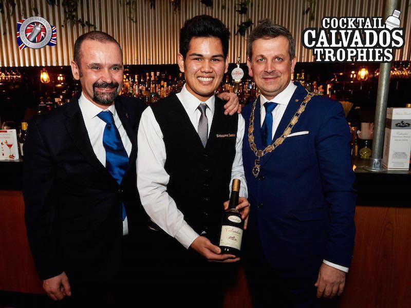 The President of the UK Bartender’s Guild, Luca Cordiglieri, Kris Insatorn and Salvatore Damiano, Chairman of the southern UK Bartender’s Guild. 