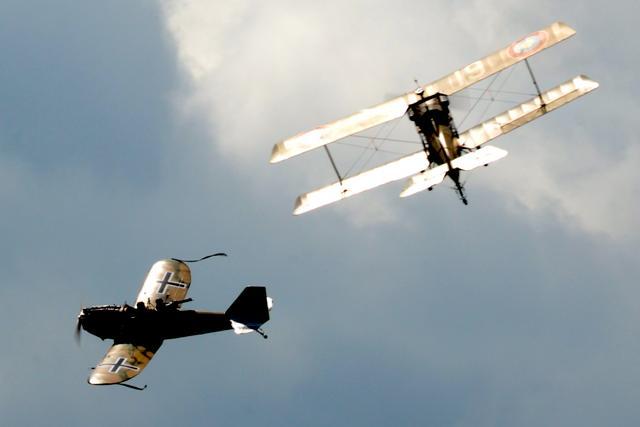 East Boldre remembered the airmen of World War 1 in the summer of 2015
