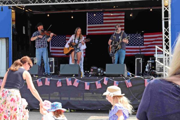 The Custom & American Show